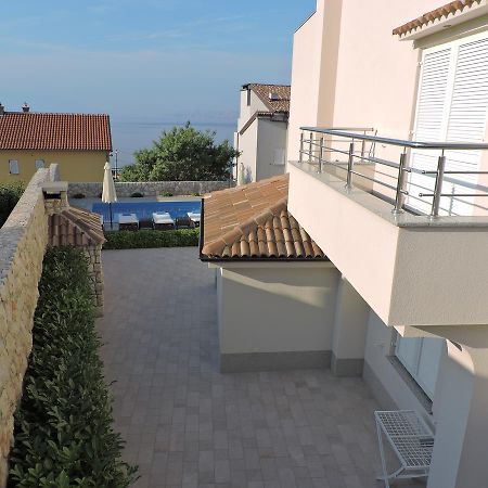 Apartments Villa Residenca Novi Vinodolski Esterno foto