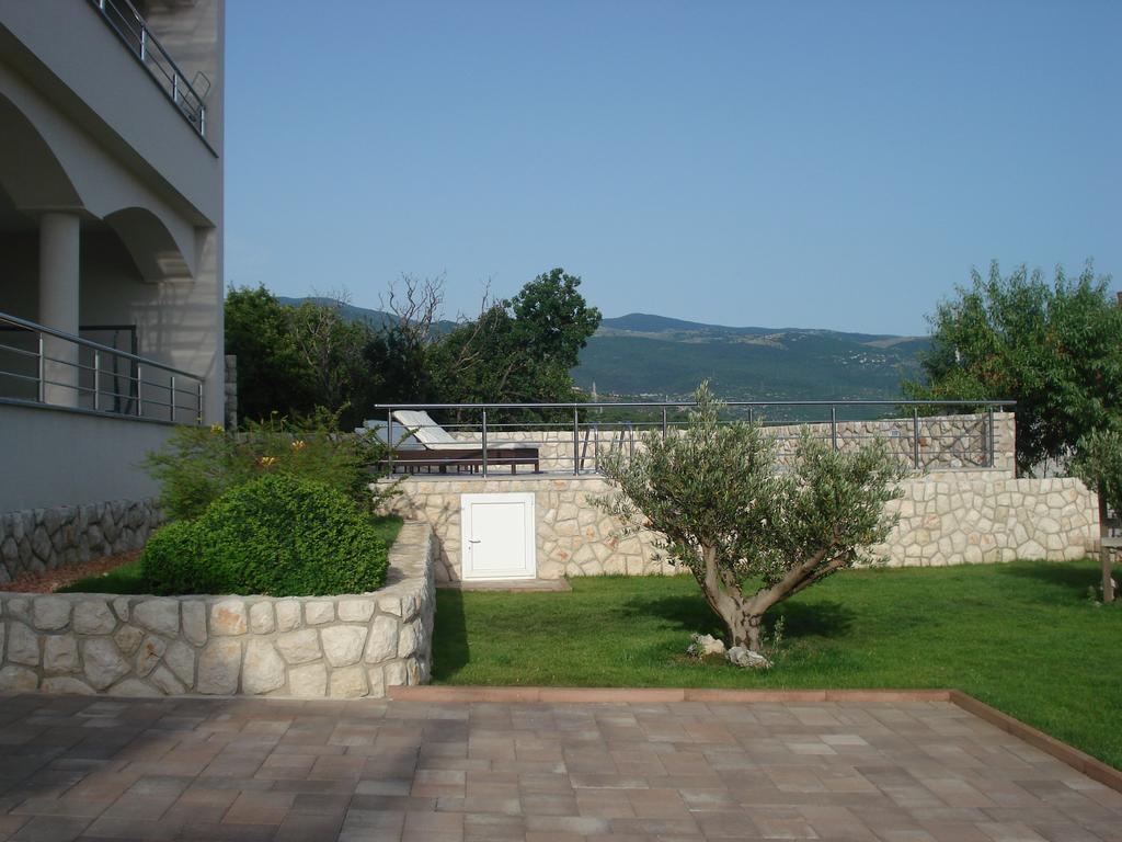 Apartments Villa Residenca Novi Vinodolski Camera foto